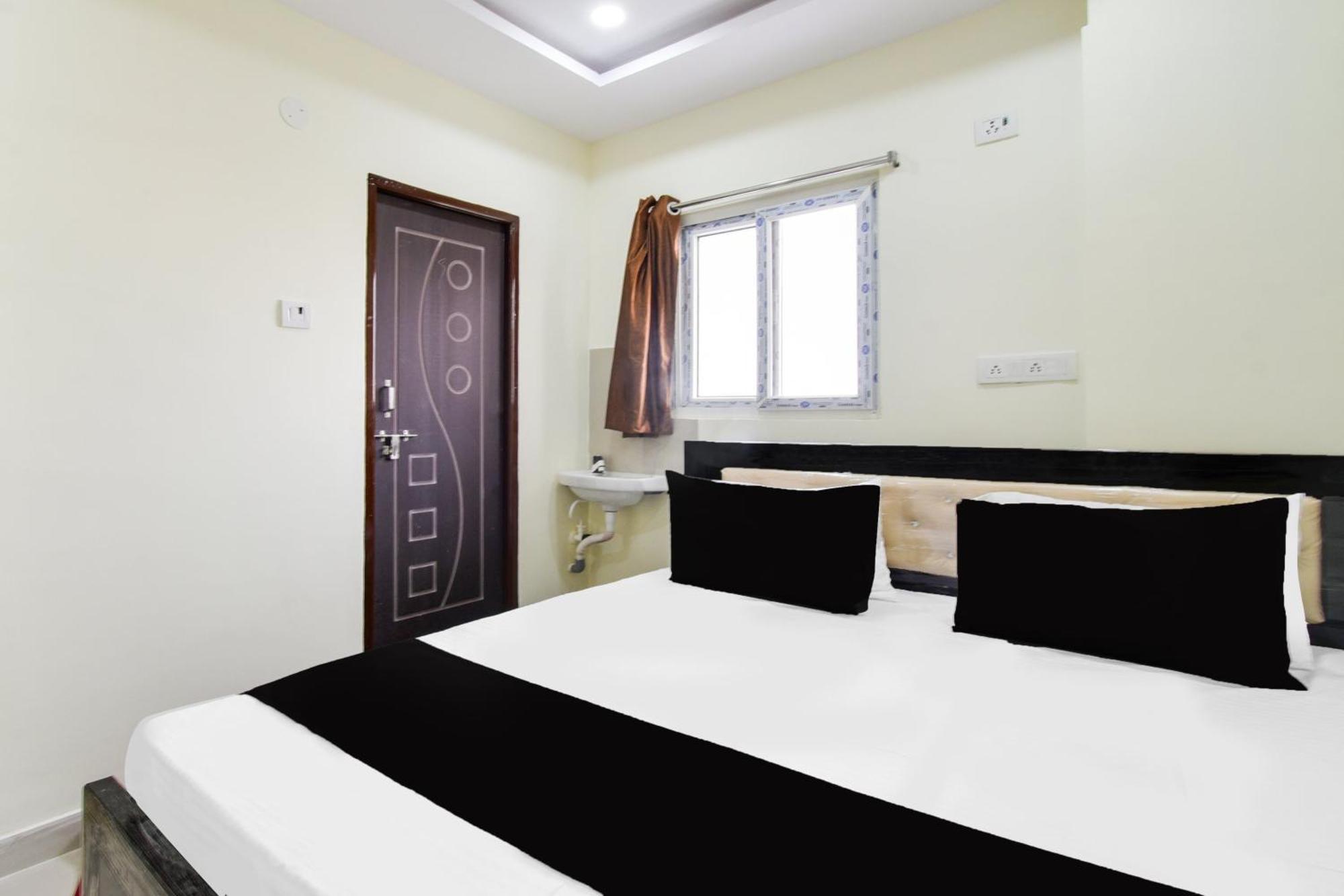Hotel O Sri Balaji Grand Hyderabad Exterior photo