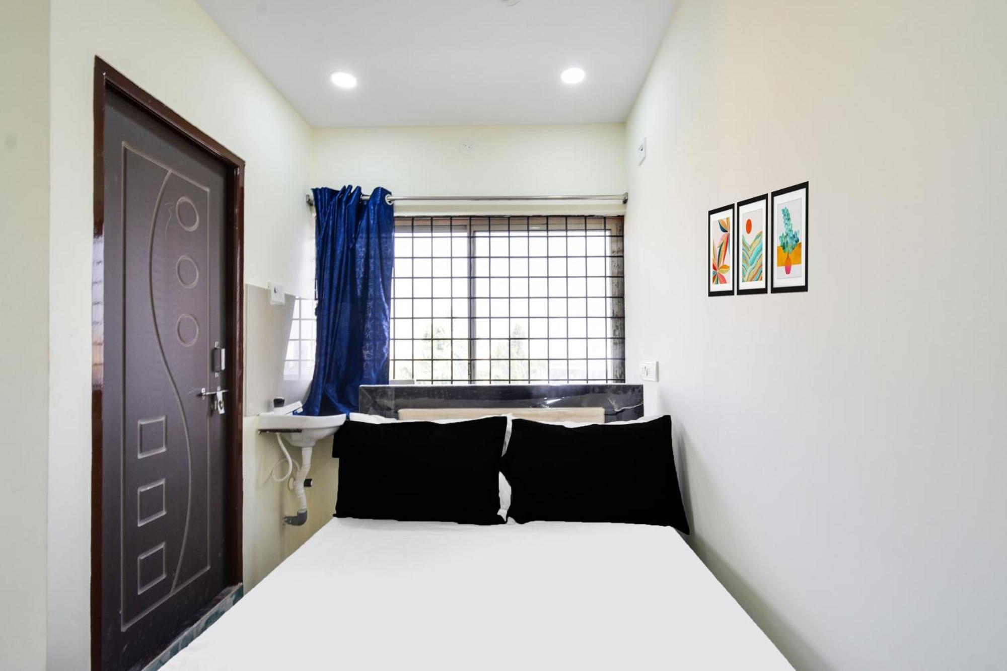 Hotel O Sri Balaji Grand Hyderabad Exterior photo